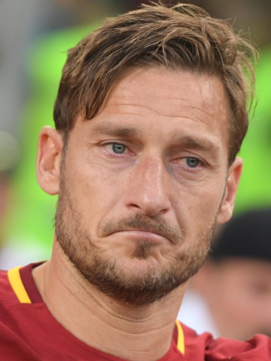 Francesco Totti E Ilary Blasi Separazione L Ex Calciatore Starebbe