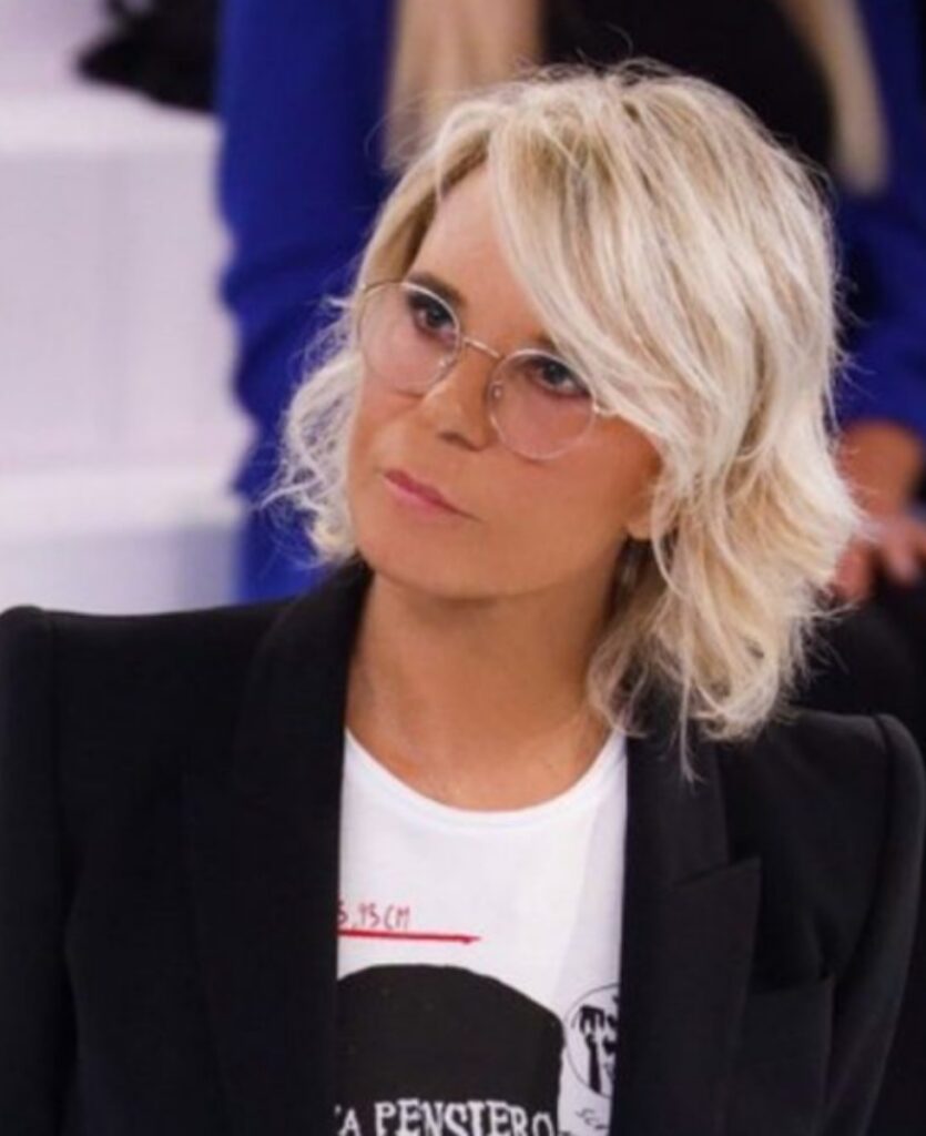 Maria De Filippi Fotografata Insieme A Suo Fratello Ecco Chi