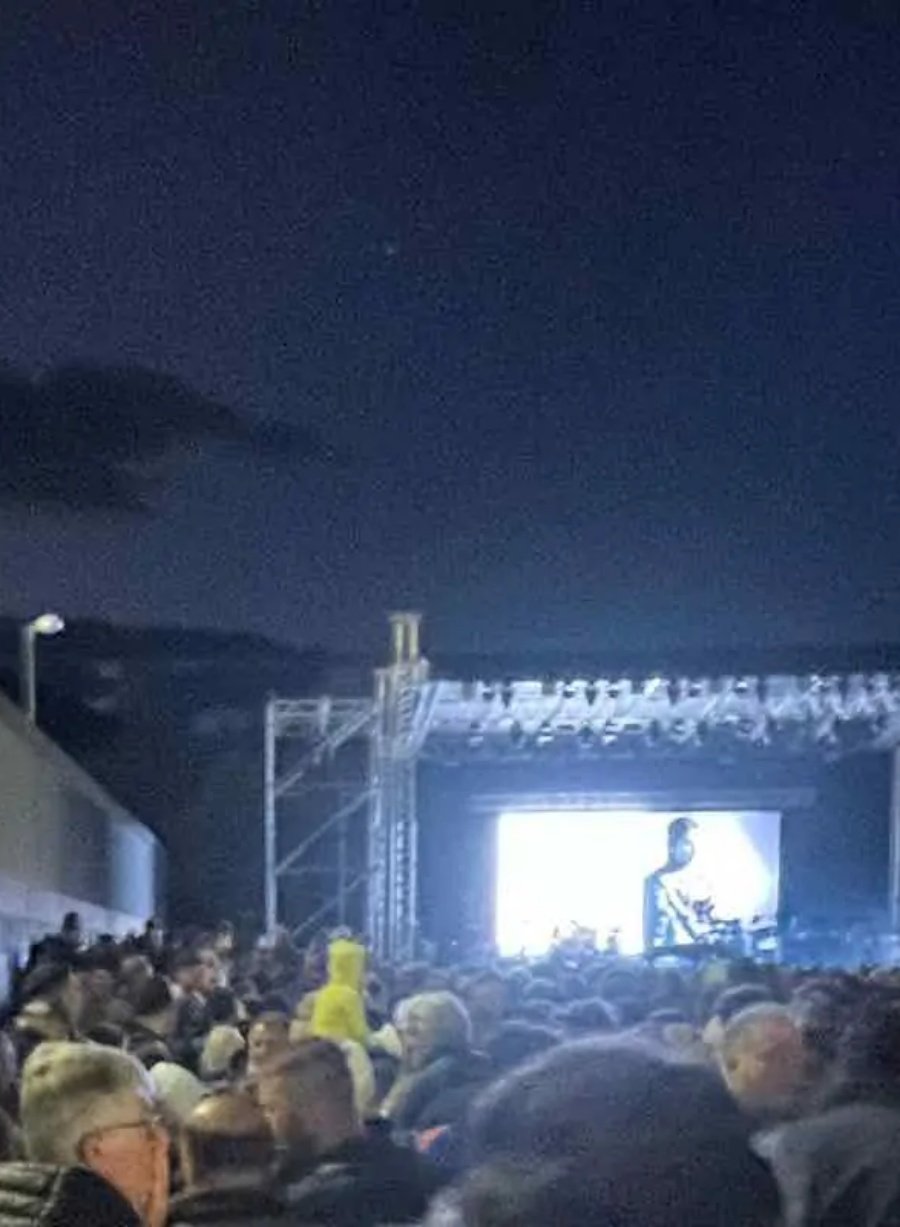 Gigi D Alessio Il Concerto A Castel Di Sangro Finisce In Disgrazia