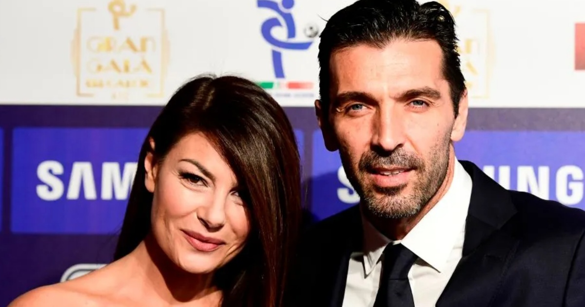 Gianluigi Buffon E Ilaria DAmico Nozze Rinviate Il Motivo