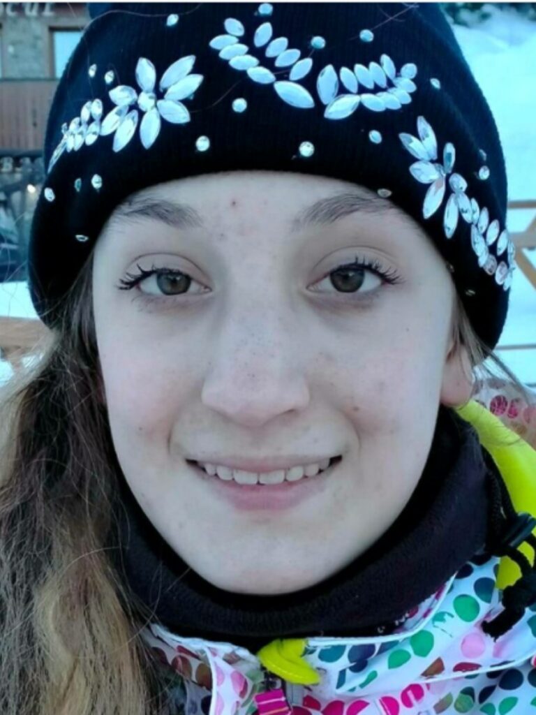 Malore Improvviso A Scuola Giada Morta A 14 Anni Si Spenta In 