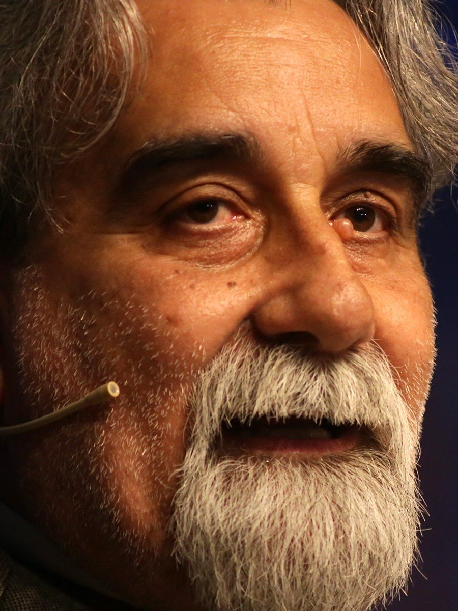 Sanremo 2022 Beppe Vessicchio positivo