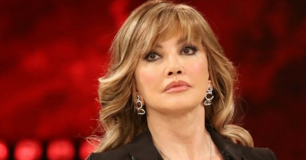 Milly Carlucci Il Cantante Mascherato