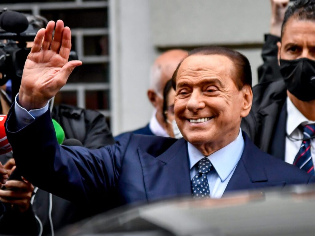 Silvio Berlusconi, la notizia dall’ospedale poco fa: italiani col fiato sospeso