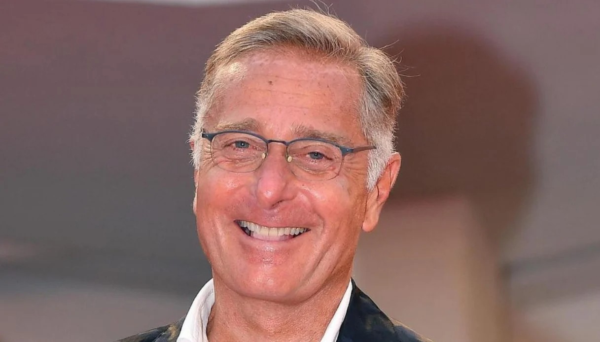 Paolo Bonolis Nonno Per La Seconda Volta In Arrivo Il Nipotino