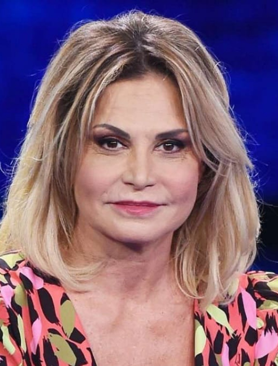 Simona Ventura lutto nella sua famiglia: addio a Franca Oliaro