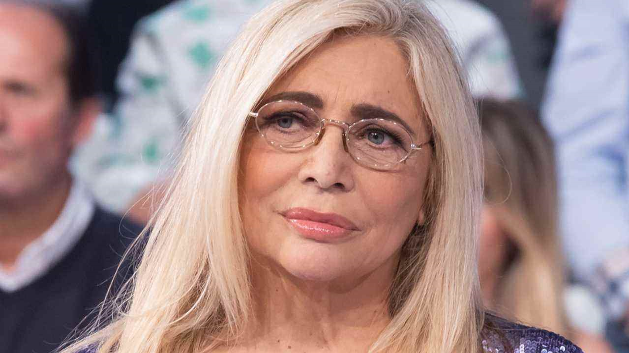 Chi è Paolo, il figlio di Mara Venier? Chi è Paolo, il figlio di Mara Venier?
