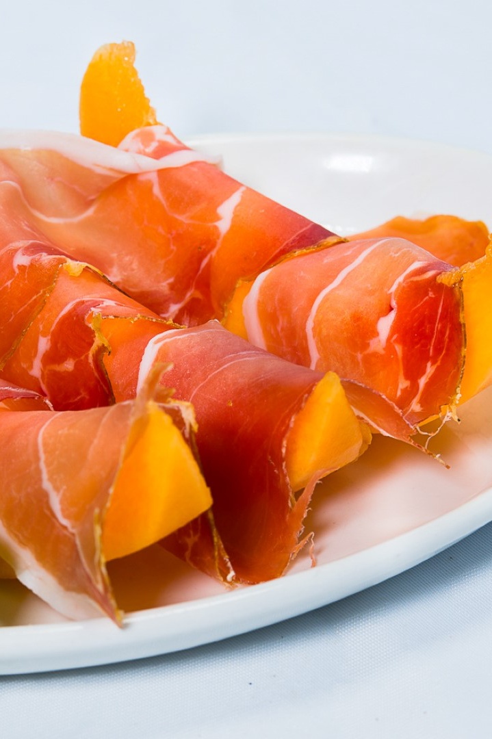 Prosciutto e melone, perché non mangiarlo cosa succede TvZap