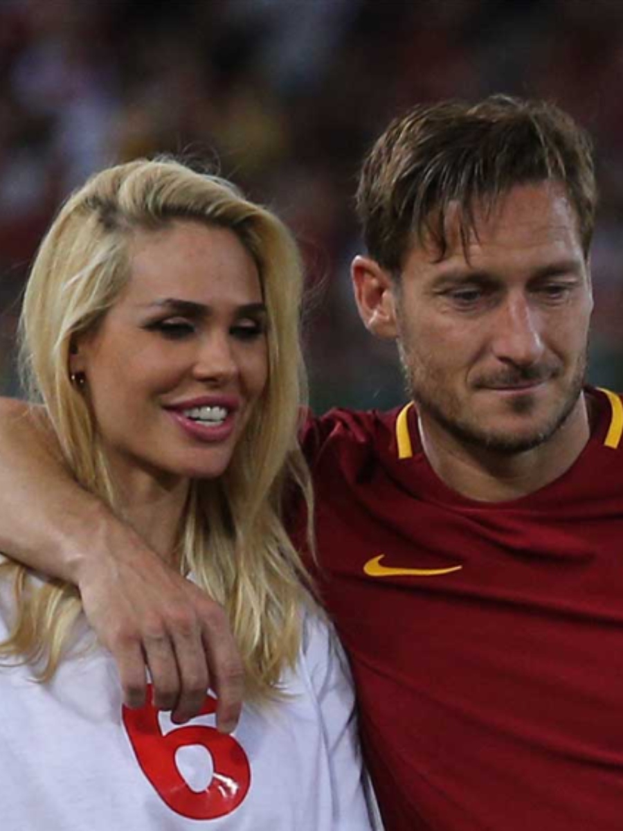 totti ilary figlio