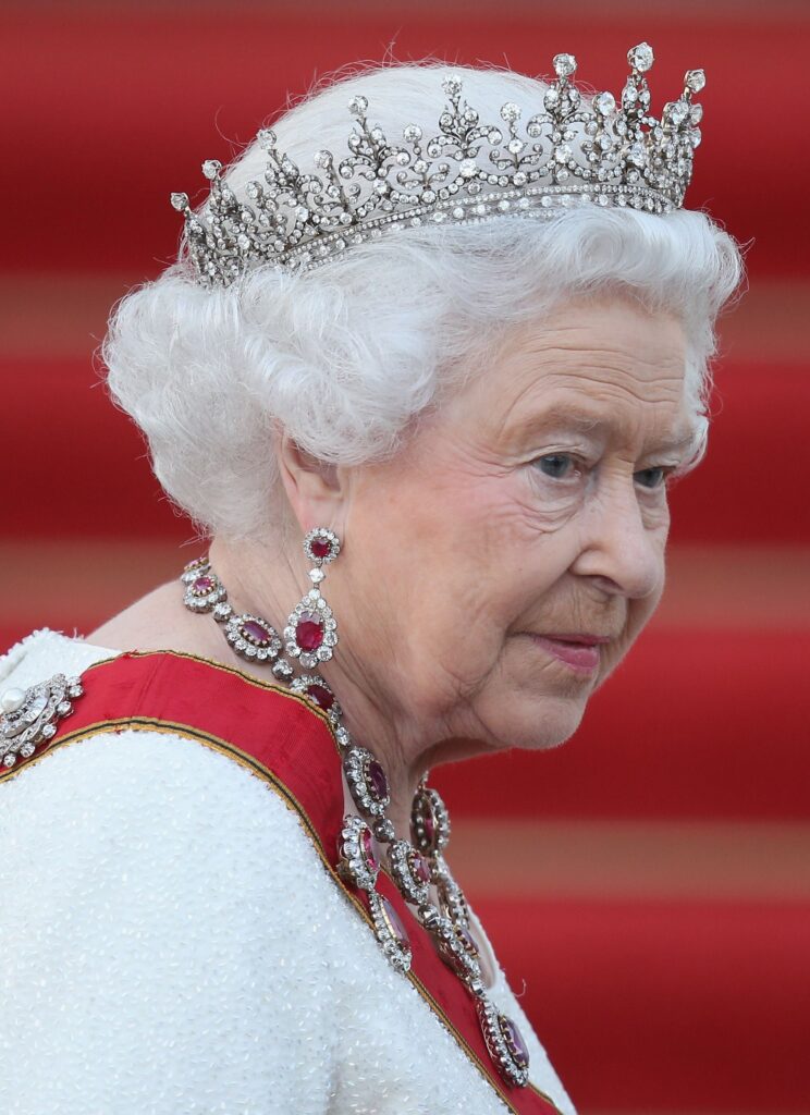 Regina Elisabetta, nuovo lutto per la sovrana: morta la migliore amica