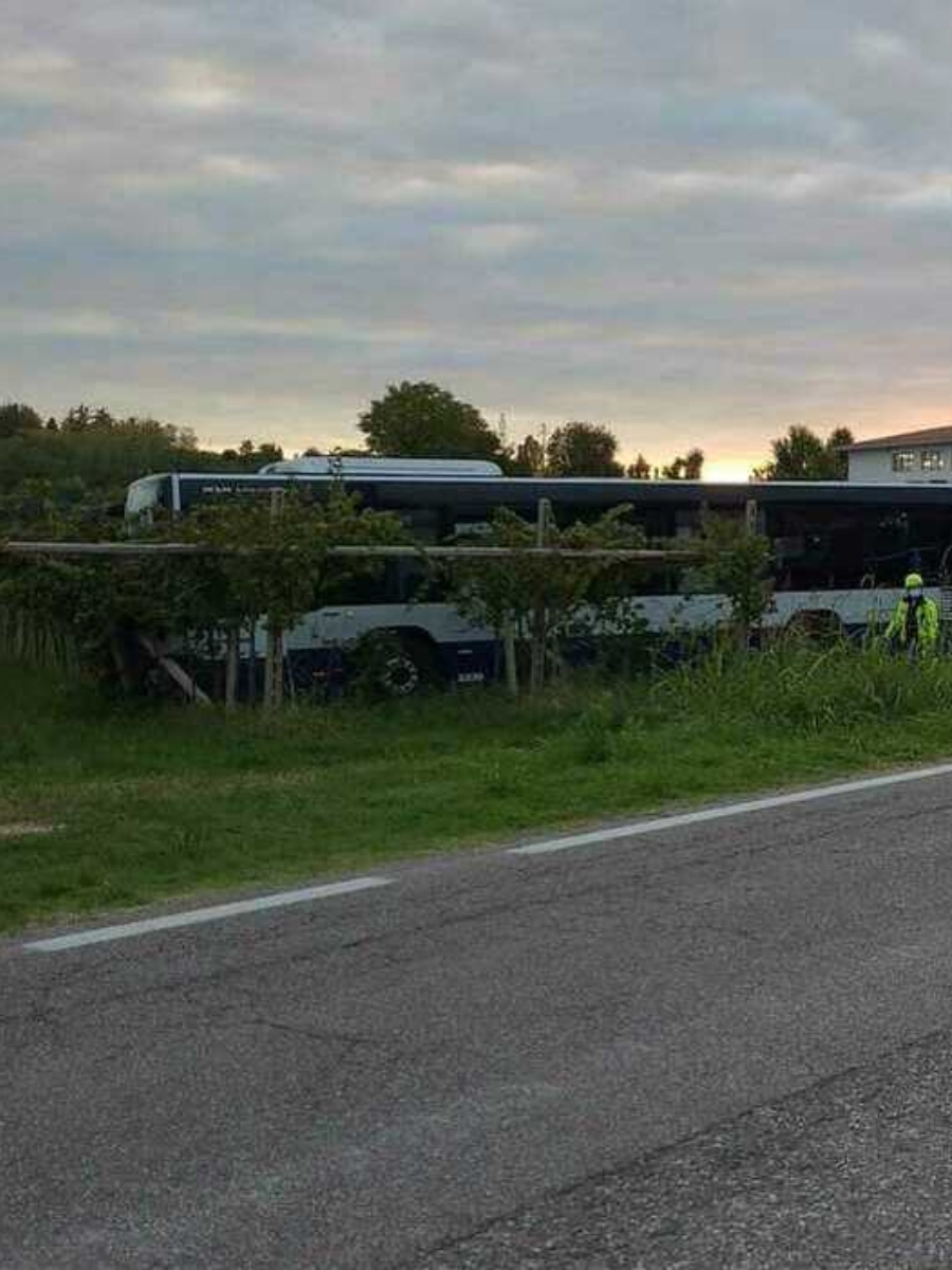 incidente sandrà autobus studenti