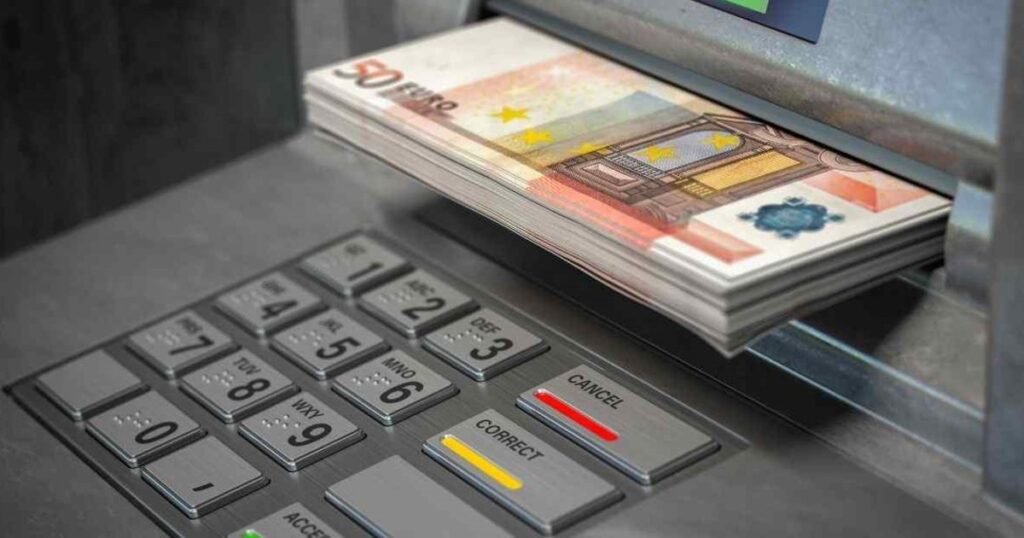 Poste Italiane, la novità degli ATM con prelievo cardless