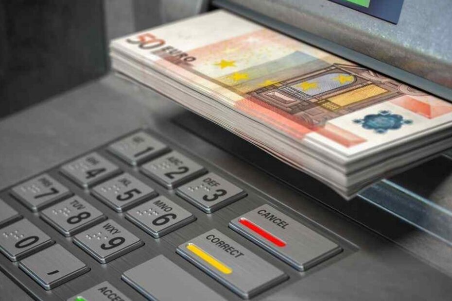 Poste Italiane, la novità degli ATM con prelievo cardless