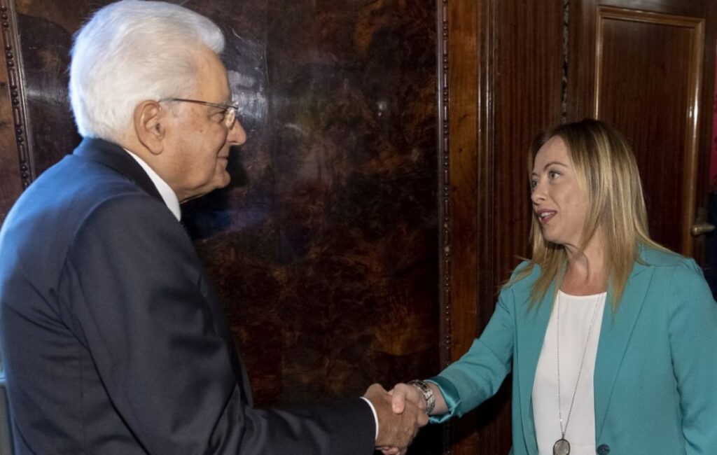 Mattarella dimissioni anticipate