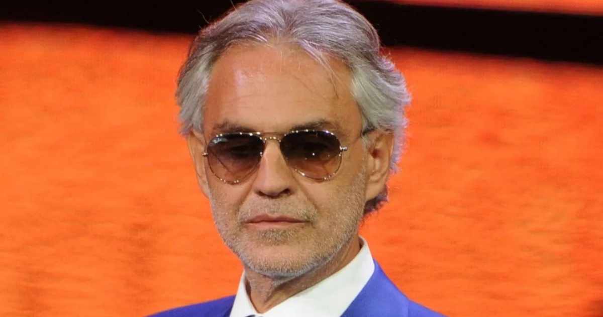 Andrea Bocelli adotta cane ucraino sordo