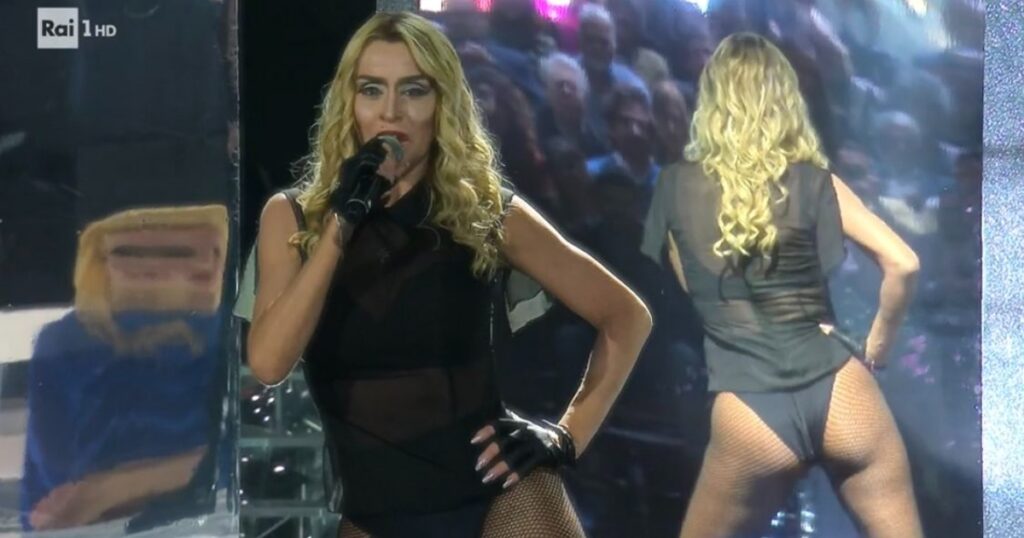 valeria marini madonna tale e quale show