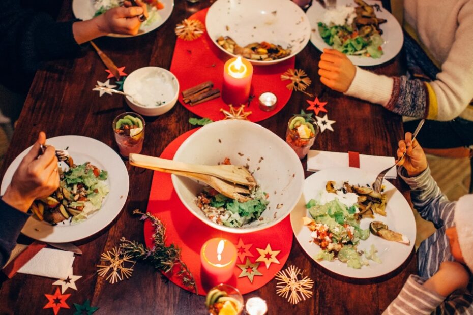 nonna fa pagare pranzo di natale alla famiglia