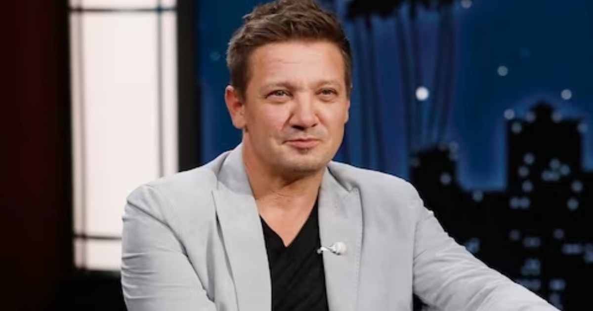 Jeremy Renner incidente sulla neve come sta 