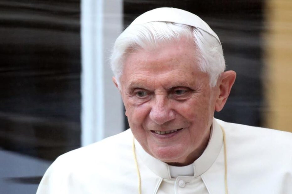 papa ratzinger vivo