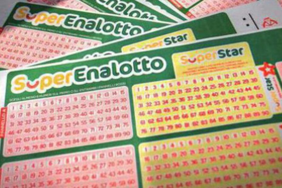 Vittoria di 369 milioni al SuperEnalotto