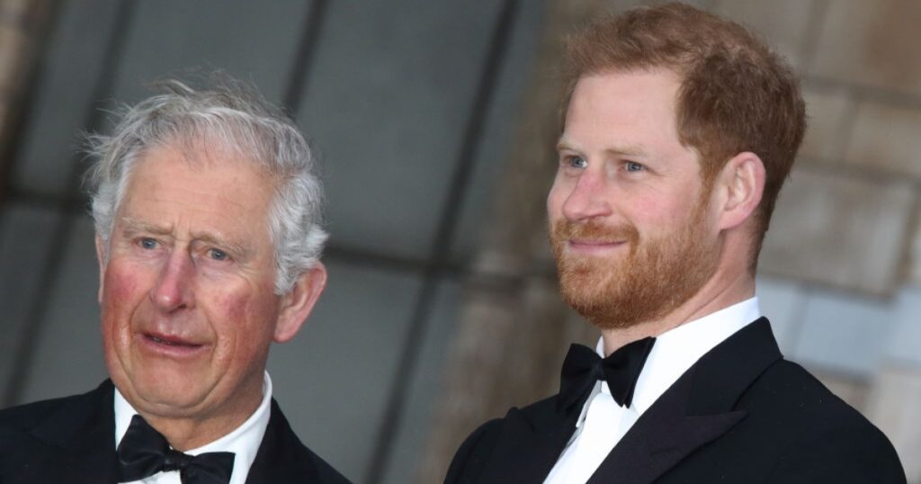 Royal Family, Harry non è il figlio di Carlo? Spuntano nuove indiscrezioni