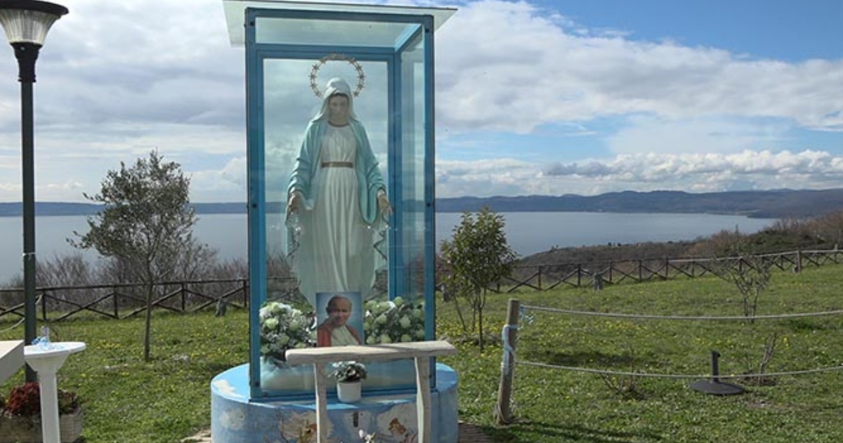 Madonna di Trevignano, miracolo durante le apparizioni: ecco cosa accade