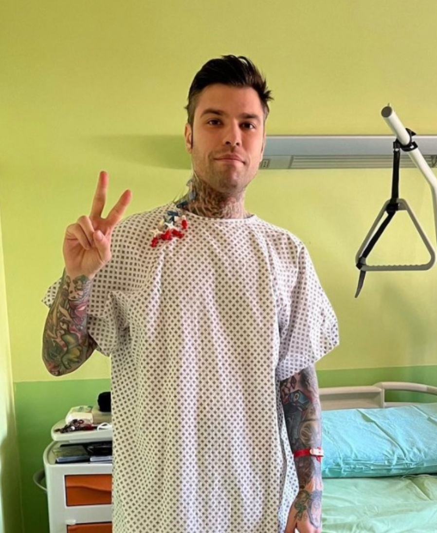 Fedez Torna A Parlare Della Malattia Dopo Un Anno: Come Sta