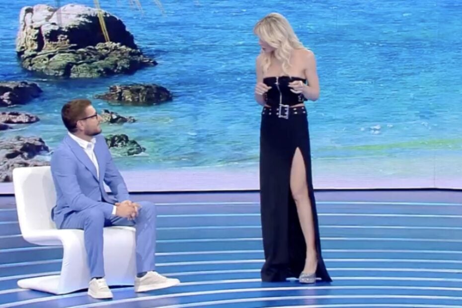 Isola dei Famosi 2023 Ilary Blasi Enrico Papi lite