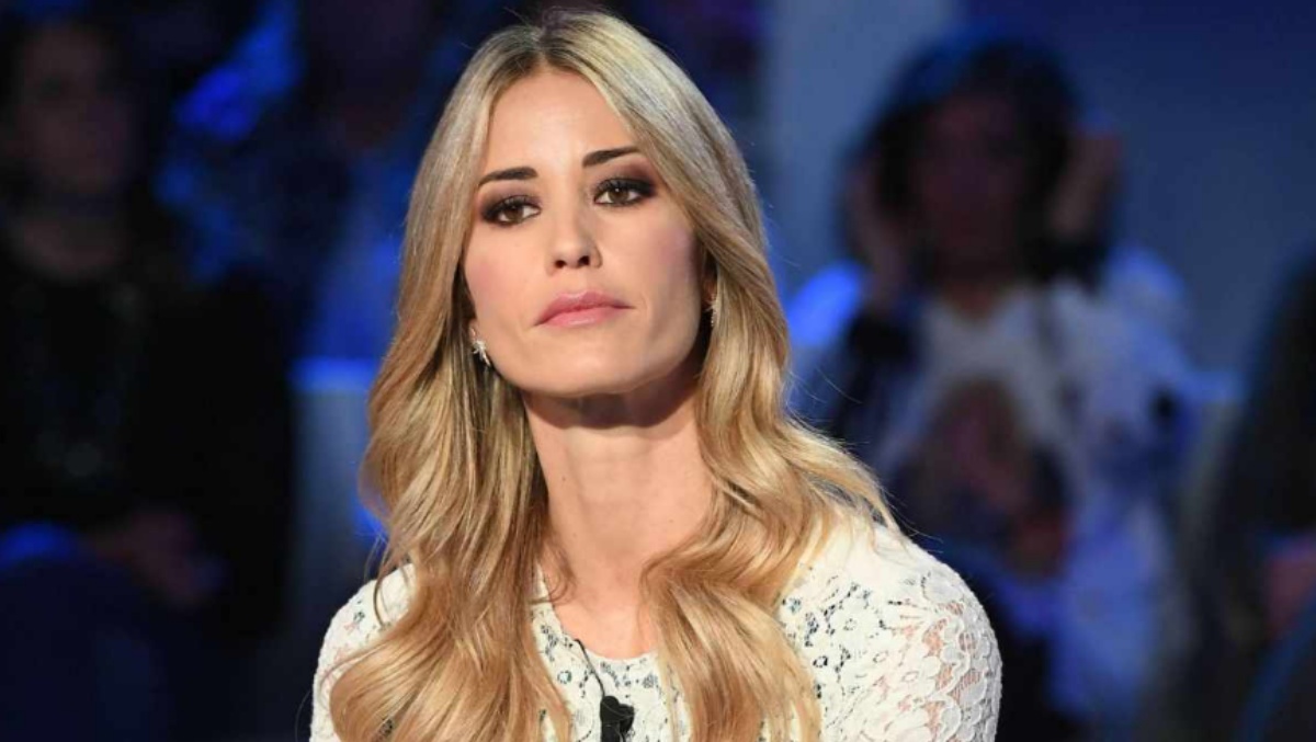 Elena Santarelli fuori dalla Rai retroscena