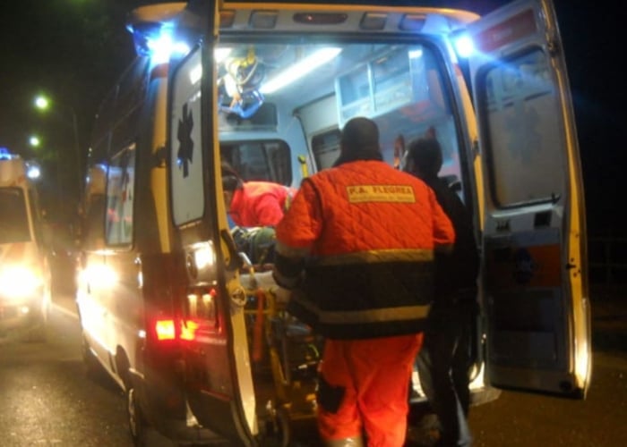 Matera 17enne Guida Senza Patente E Si Schianta Contro Un Albero