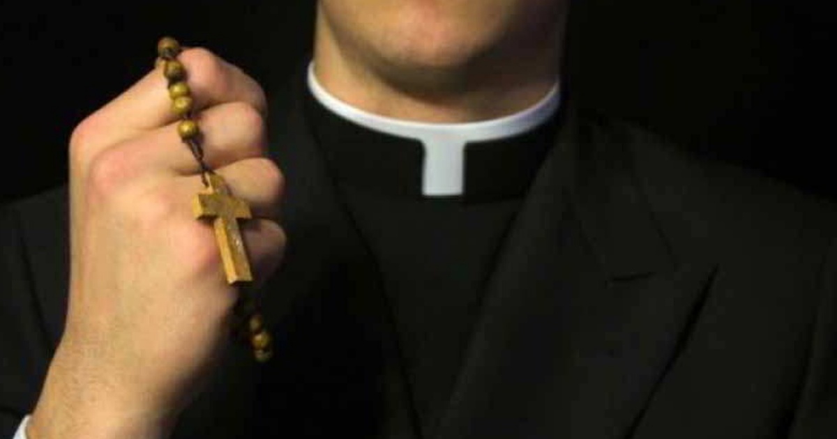 Chi Paga Lo Stipendio Ai Preti Preti e suore quanto guadagnano e chi paga i loro stipendi