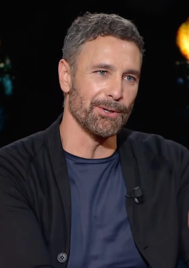 Raoul Bova ospite a Belve 