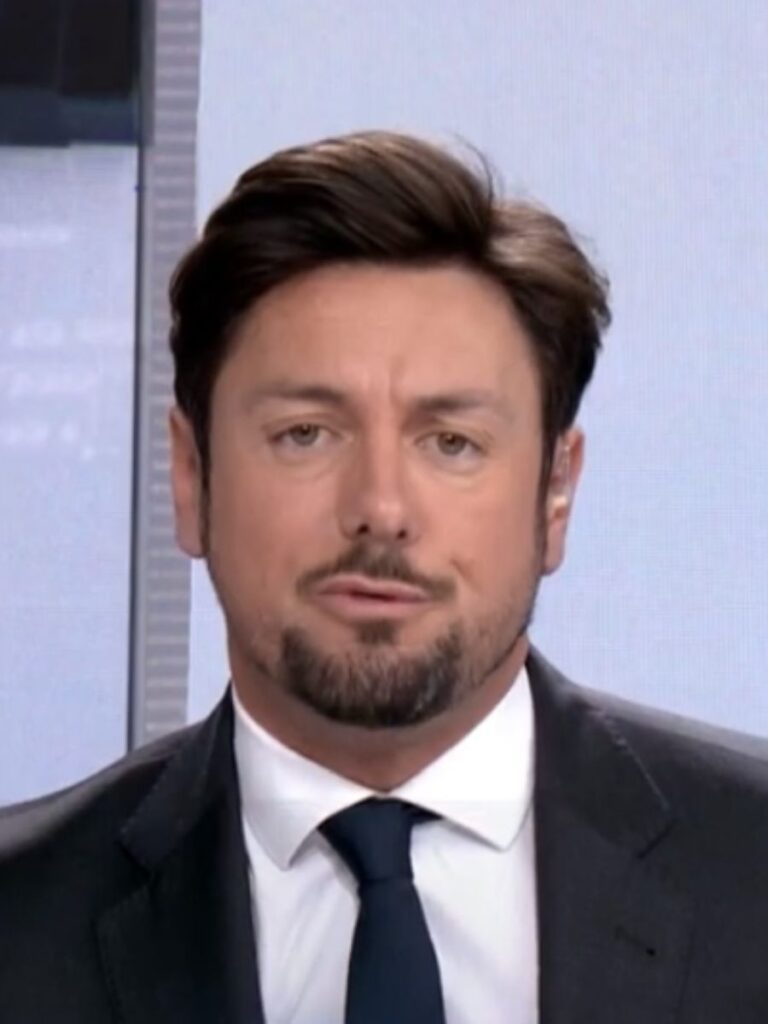 Andrea Giambruno via da Mediaset: l'indiscrezione