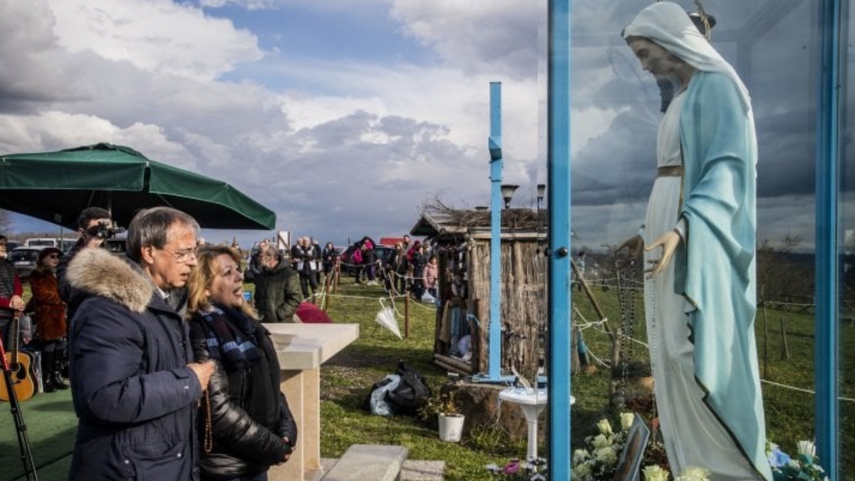 Madonna di Trevignano, i risultati della superperizia: di chi è il Dna sulla statua Madonna di Trevignano, i risultati della superperizia: di chi è il Dna sulla statua