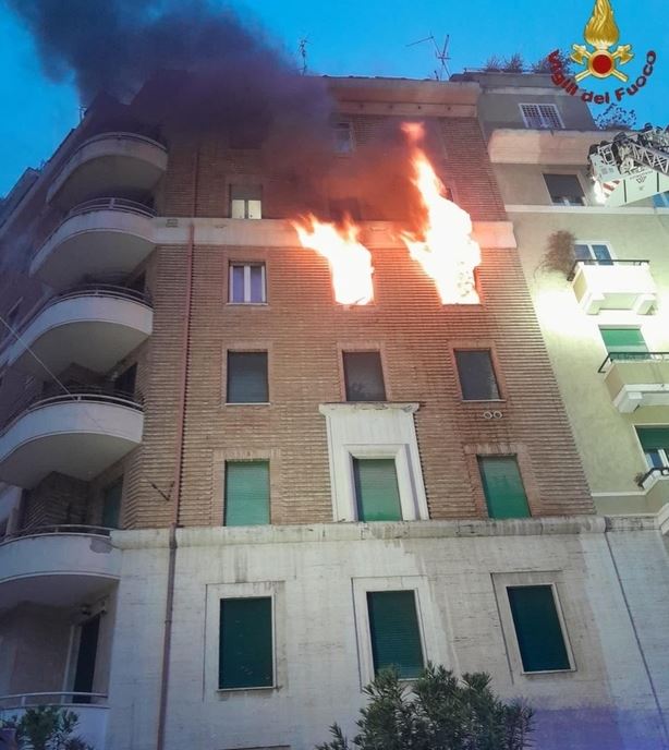 Incendio quartiere Prati di Roma la vittima è Ernesto Tafuri