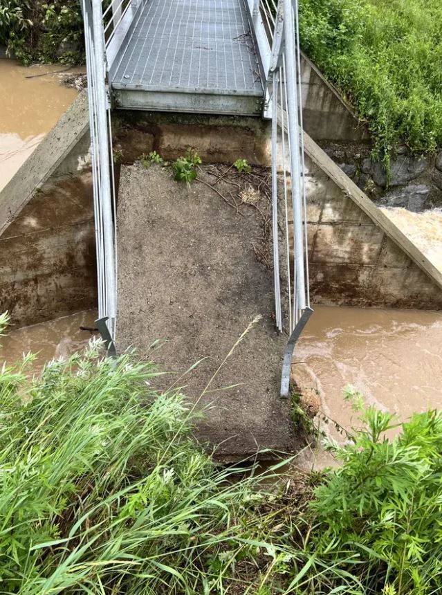 Cantù, crollo di un ponte