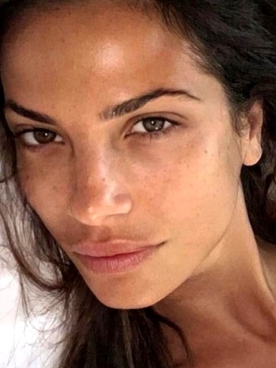 Roberta Morise torna dall'ospedale e il fidanzato le fa una sorpresa