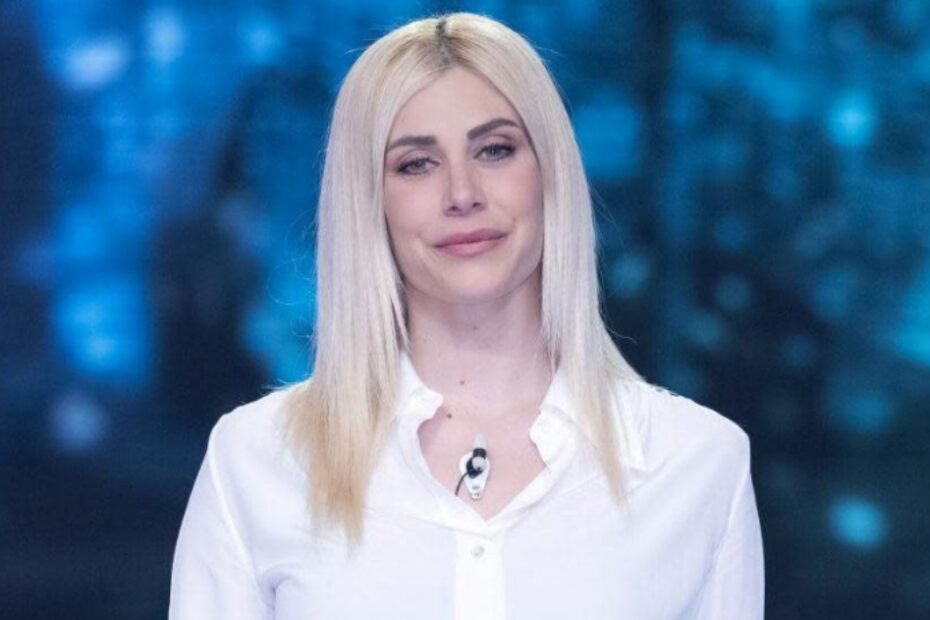 Paola Caruso dimagrita, fan in ansia: lei svela il motivo