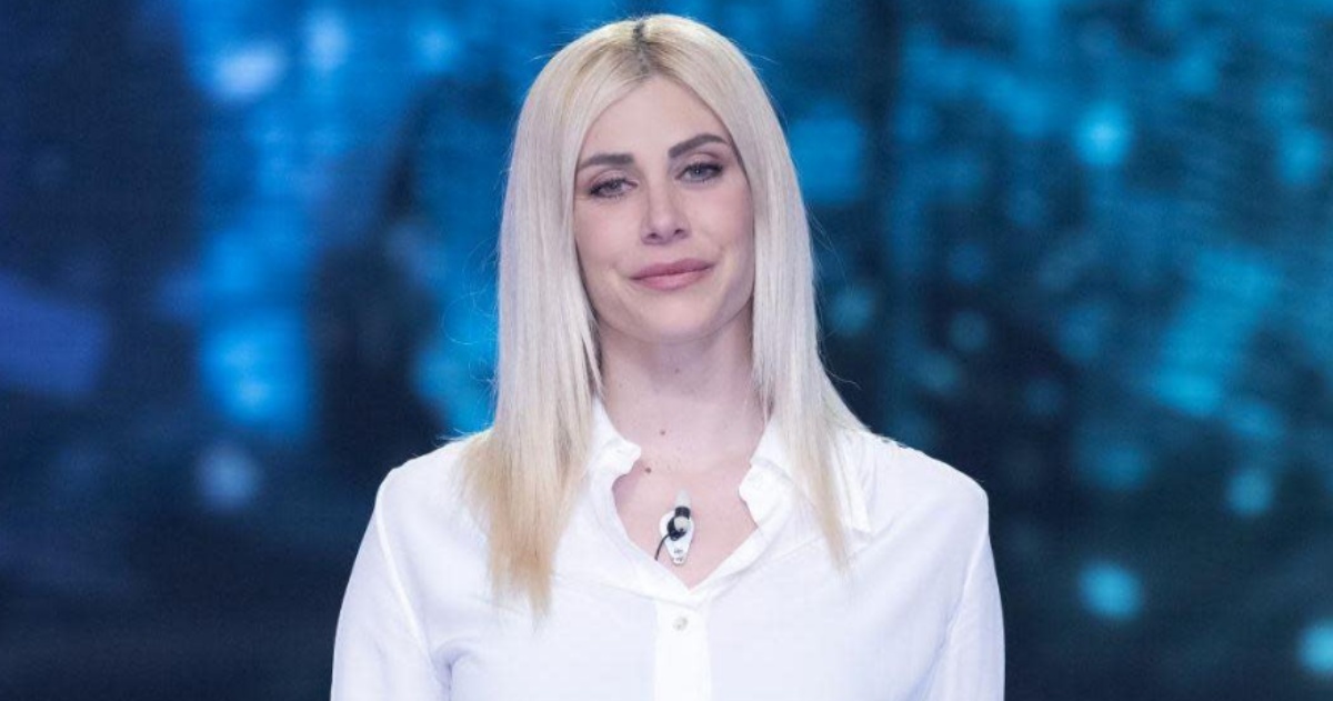 Paola Caruso dimagrita, fan in ansia: lei svela il motivo