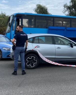 corigliano-rossano cadavere trovato in un autobus