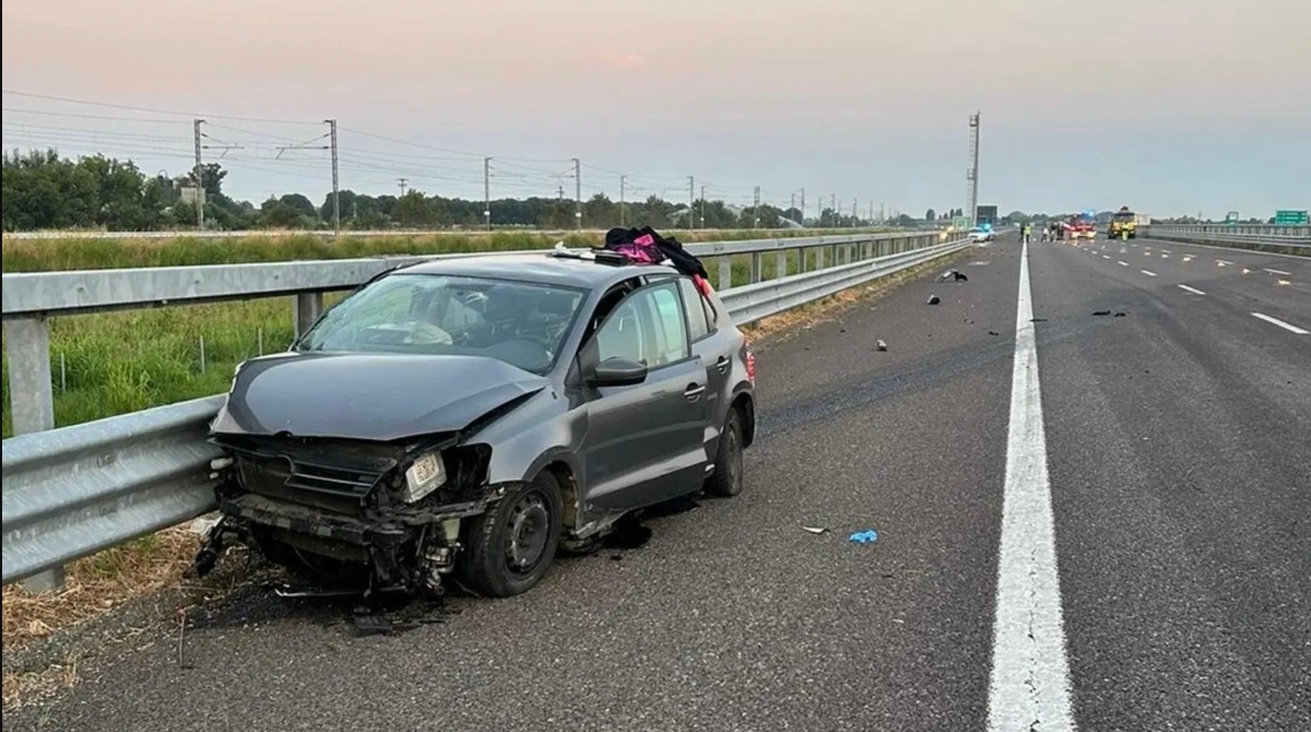 Si Schianta Con L’auto E Viene Sbalzato Sull’asfalto | Una Fine Terribile