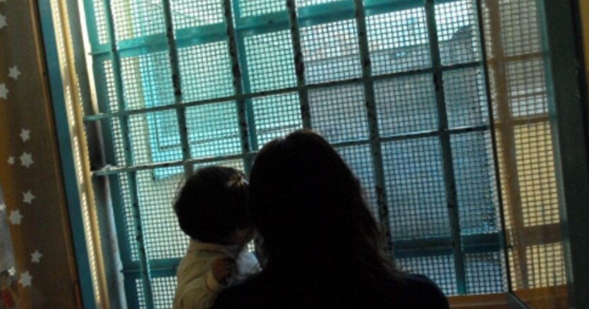 Rebibbia, a soli 2 anni chiuso in carcere con la madre: la triste storia di Giacomo