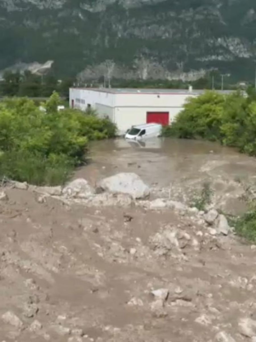 Maltempo in Trentino, frana con fango e detriti su Vigolo Vattaro: 20 famiglie evacuate