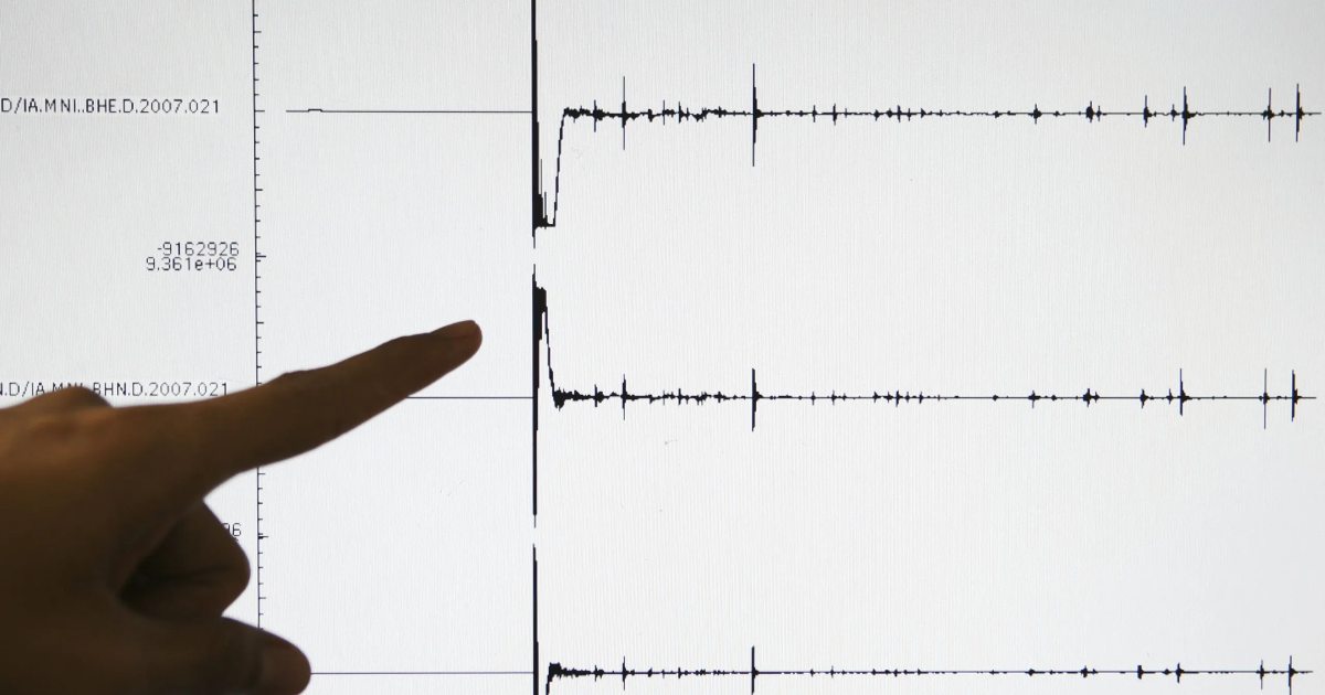 terremoto campi flegrei oggi