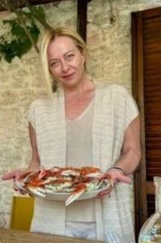 Giorgia Meloni, masseria resort in Puglia