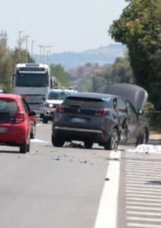 Senigallia, incidente sulla Adriatica: ciclisti travolti e uccisi