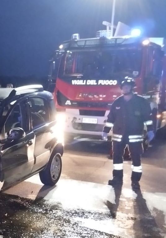 auto contro un bus a Teramo