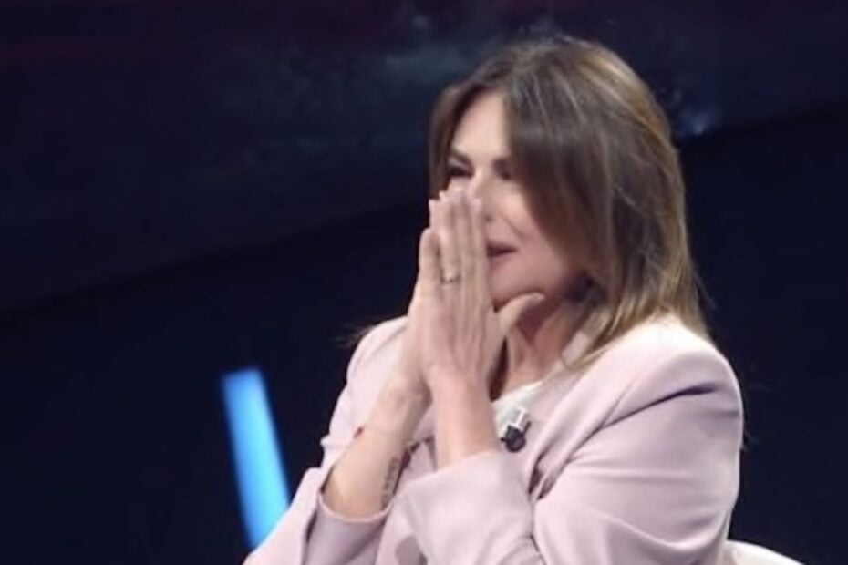 Paola Perego racconto vittima violenza