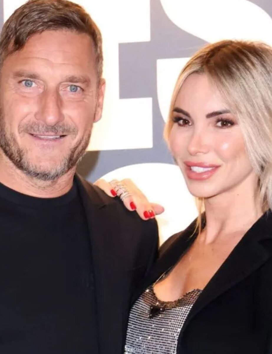 Francesco Totti con la compagna Noemi Bocchi