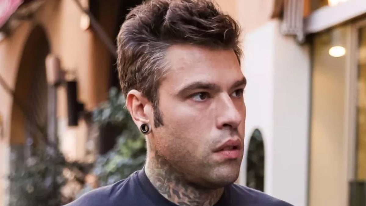 Fedez, la vip confessa: “Sono stata con lui mentre era sposato con Chiara”